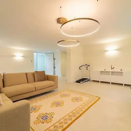 Cozy With Pool Villa Como